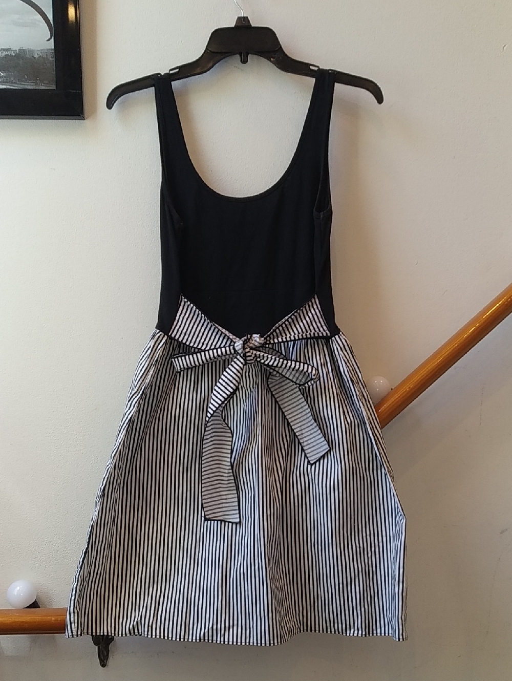Black & White Striped Tie-Waist Women's Dress